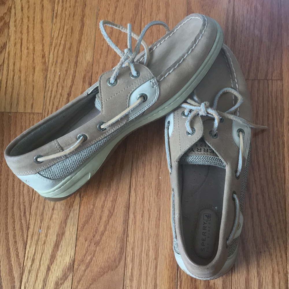 Barely Worn Original Sperrys!!!!
